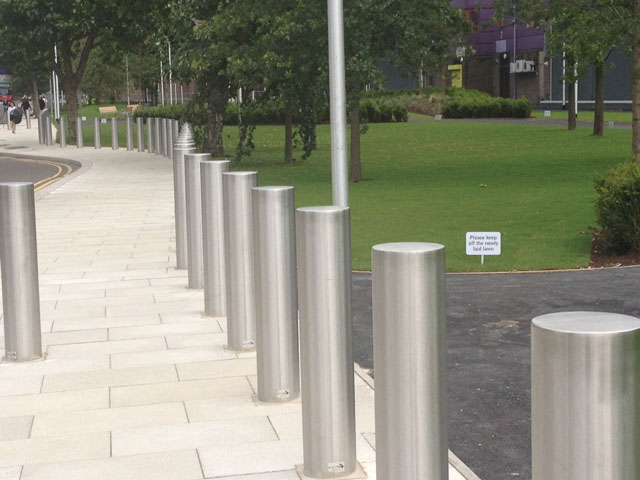 bollard-photo04a